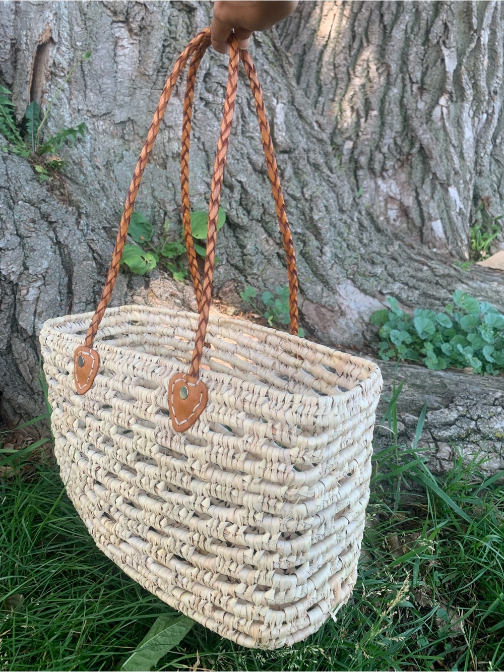 NWT Handwoven picnic basket bag- wicker basket -tote bag - beach bag basket - Picture 14 of 15